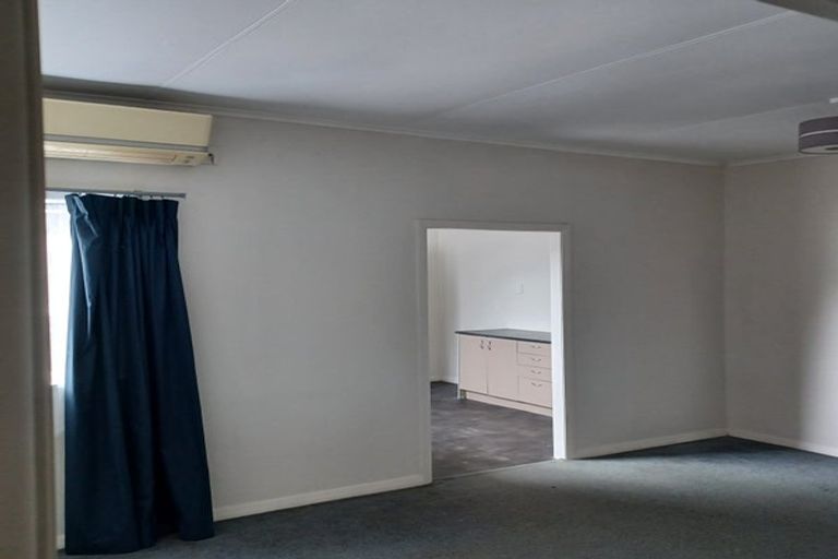 Photo of property in 19 Hereford Street, West End, Palmerston North, 4410
