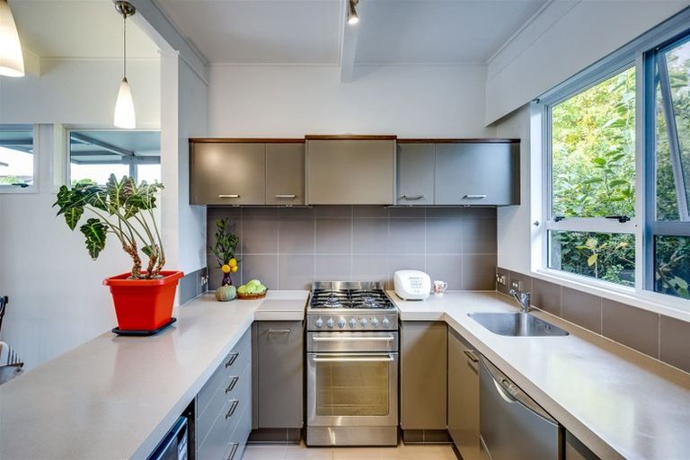 Photo of property in 5a Travis Street, Taradale, Napier, 4112