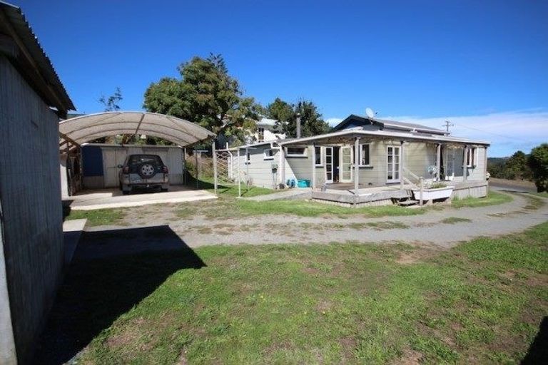 Photo of property in 15 John Avenue, Pukemiro, Huntly, 3771