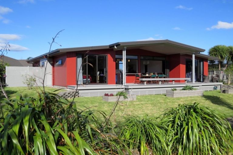 Photo of property in 64 Mary-ellen Place, Coromandel, 3506