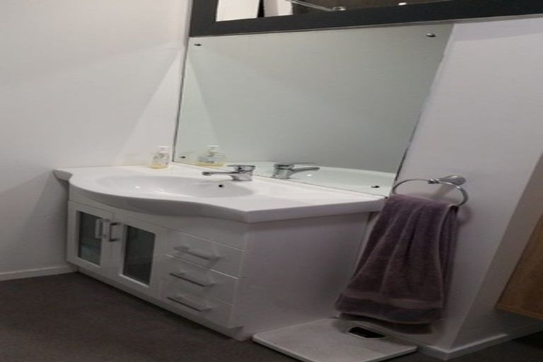 Photo of property in 19 Cruickshank Street, Kilbirnie, Wellington, 6022