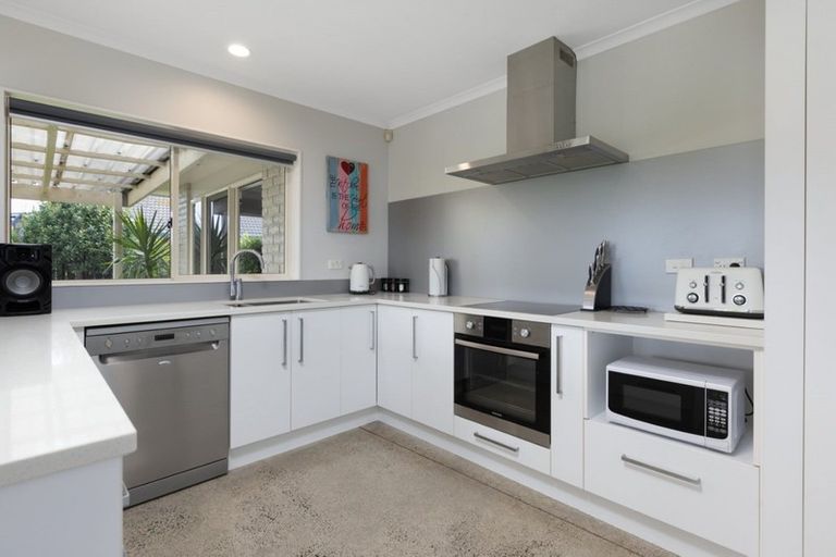 Photo of property in 781 Grenada Street, Papamoa Beach, Papamoa, 3118