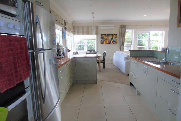 Photo of property in 5 Russell Street, Waterloo, Lower Hutt, 5011