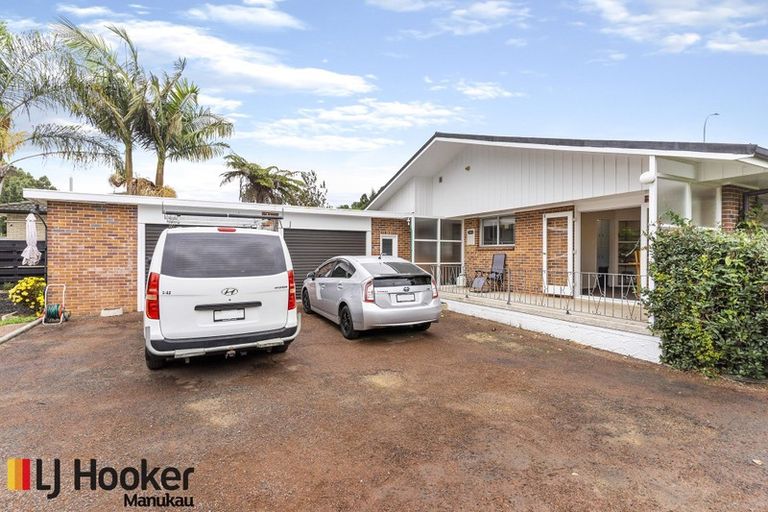 Photo of property in 328 Great South Road, Opaheke, Papakura, 2113
