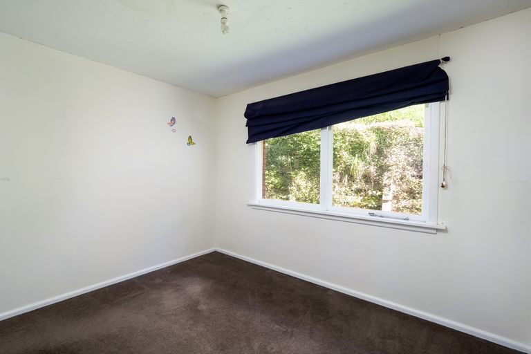 Photo of property in 27 Walkers Road, Lyttelton, 8082