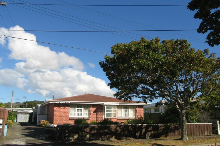 Photo of property in 1/5 Hall Grove, Ebdentown, Upper Hutt, 5018