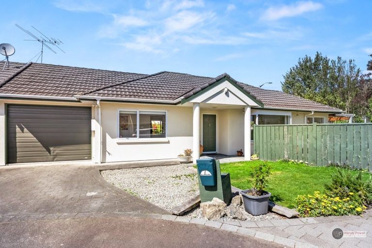 Photo of property in 7 Millwood Place, Silverstream, Upper Hutt, 5019