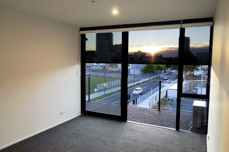 Photo of property in Leicester Executive Apartments, 401/282 Madras Street, Christchurch Central, Christchurch, 8011