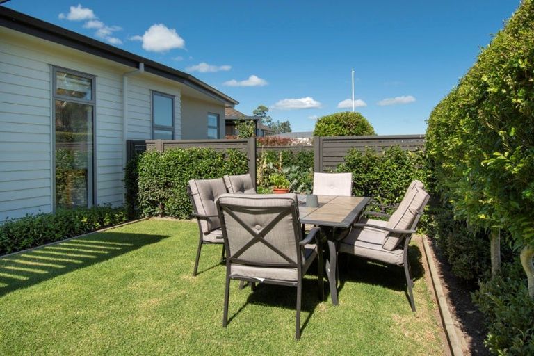 Photo of property in 5e Tui Glen, Omokoroa, 3114
