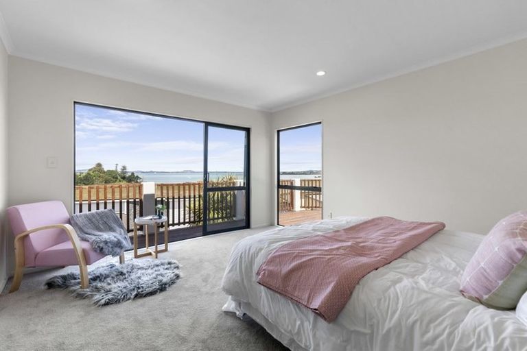 Photo of property in 44 Bannings Way, Hobsonville, Auckland, 0618