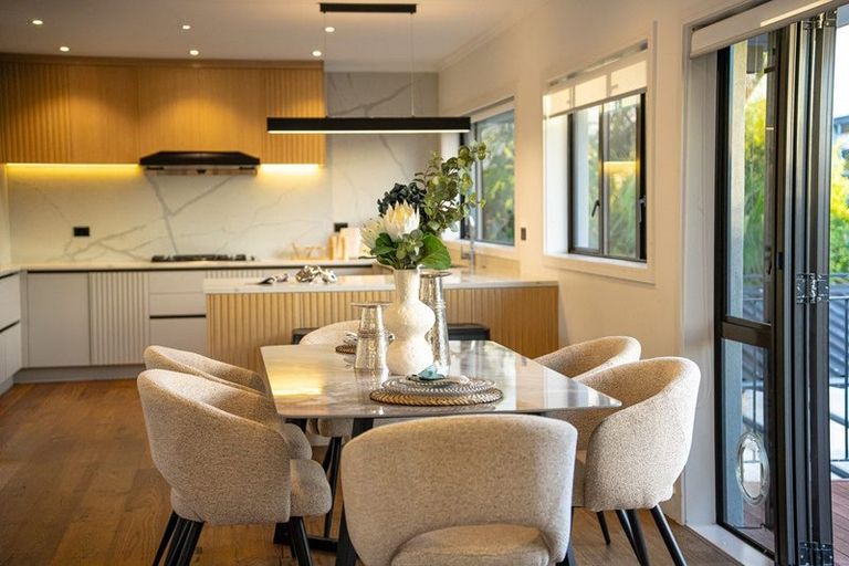 Photo of property in 1a Morrow Avenue, Bucklands Beach, Auckland, 2012
