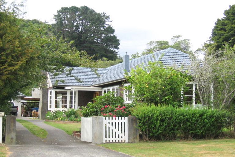 Photo of property in 21 Black Beech Street, Birchville, Upper Hutt, 5018