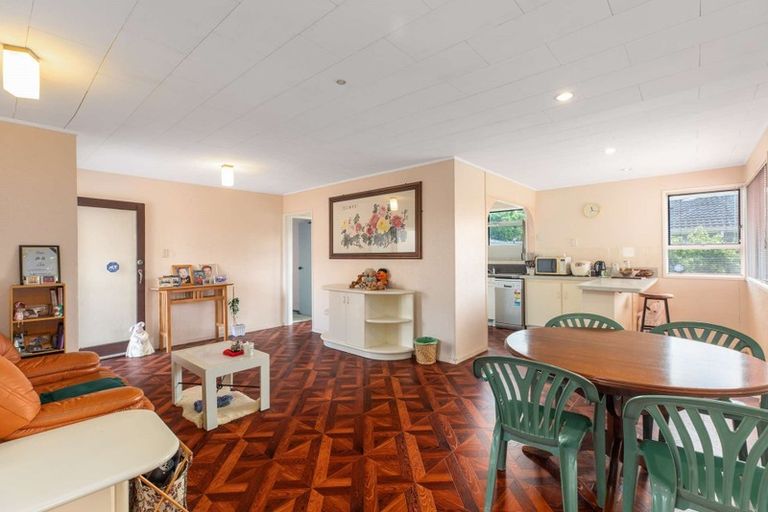 Photo of property in 4 Blanche Way, Half Moon Bay, Auckland, 2012