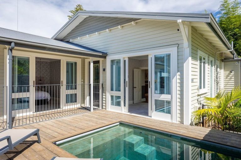 Photo of property in 96 Tasman Street, Nelson, 7010