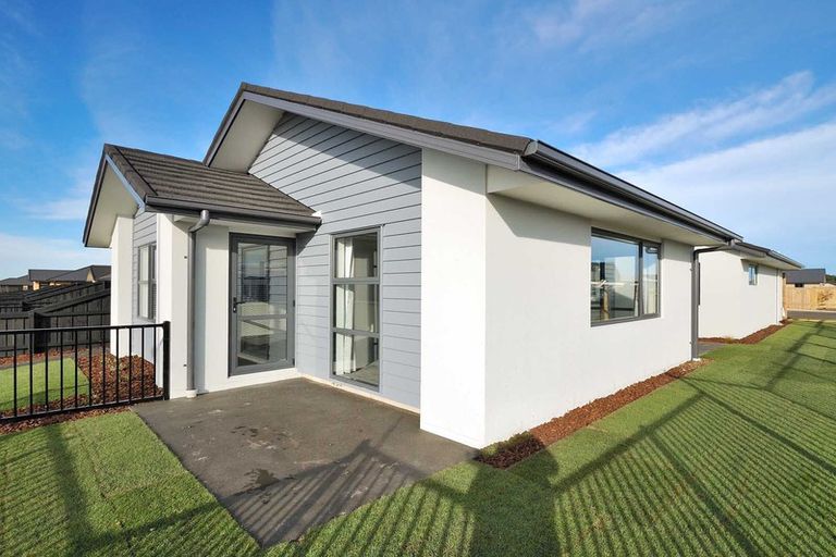 Photo of property in 2 Wallingford Crescent, Rolleston, 7615