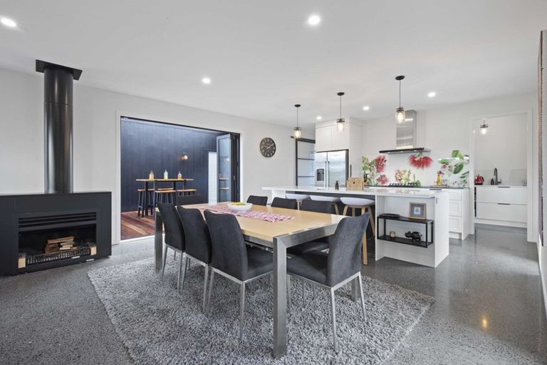 Photo of property in 2448 Hunua Road, Hunua, Papakura, 2583