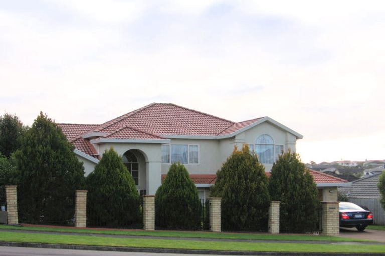 Photo of property in 31 Annalong Road, Dannemora, Auckland, 2016