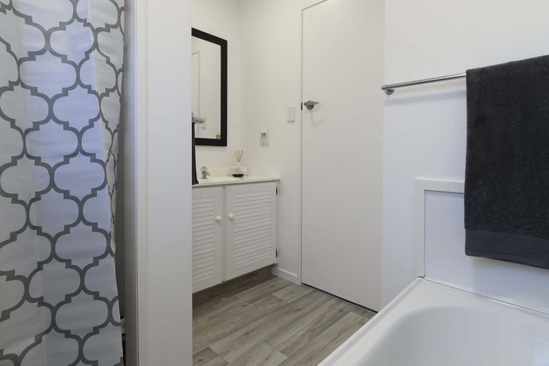 Photo of property in 99c Eighth Avenue, Tauranga, 3110