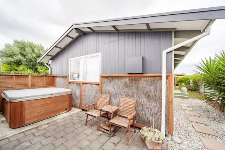 Photo of property in 13a Windsor Terrace, Taradale, Napier, 4112