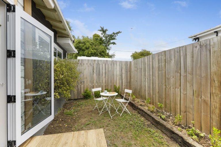 Photo of property in 24 Tararua Street, Pahiatua, 4910