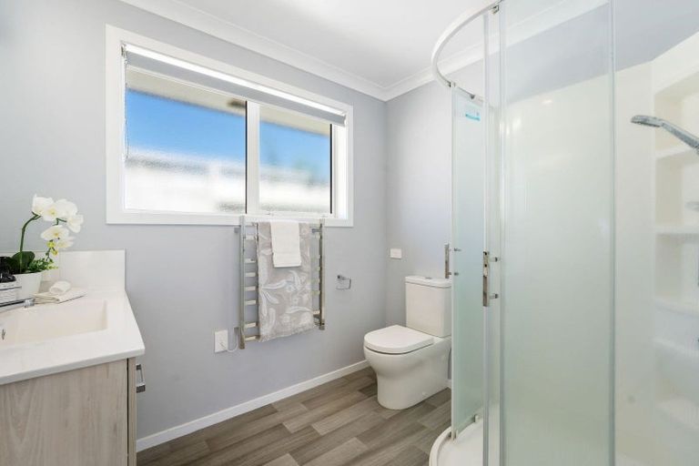 Photo of property in 11 Te Kio Crescent, Papamoa Beach, Papamoa, 3118