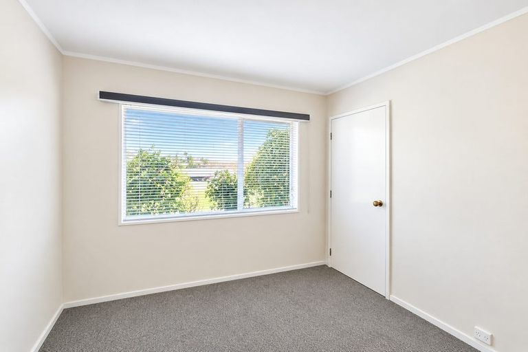 Photo of property in 96a Mangorei Road, Strandon, New Plymouth, 4312