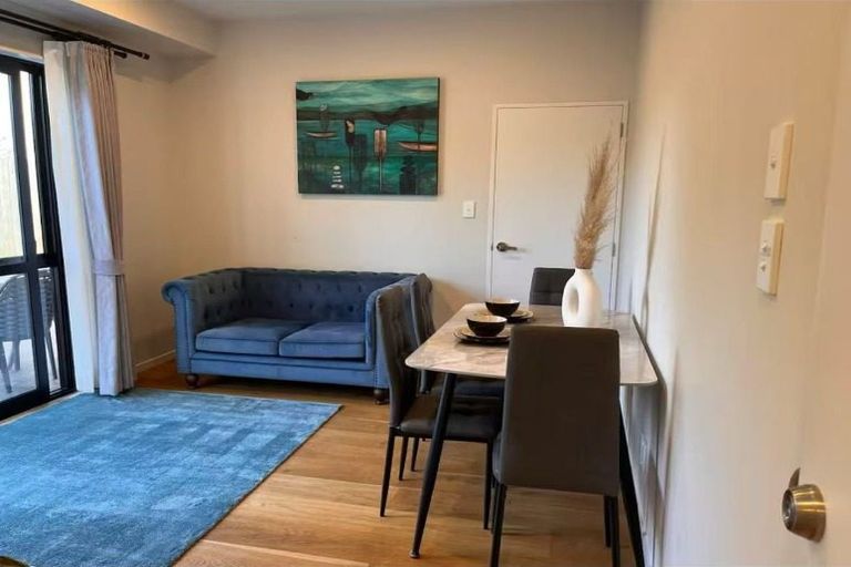 Photo of property in 38d Wicklam Lane, Greenhithe, Auckland, 0632