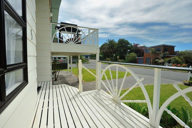 Photo of property in 5 Bill Nolan Place, Mahia, 4198