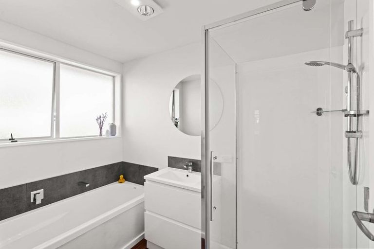 Photo of property in 5 Patterson Terrace, Halswell, Christchurch, 8025