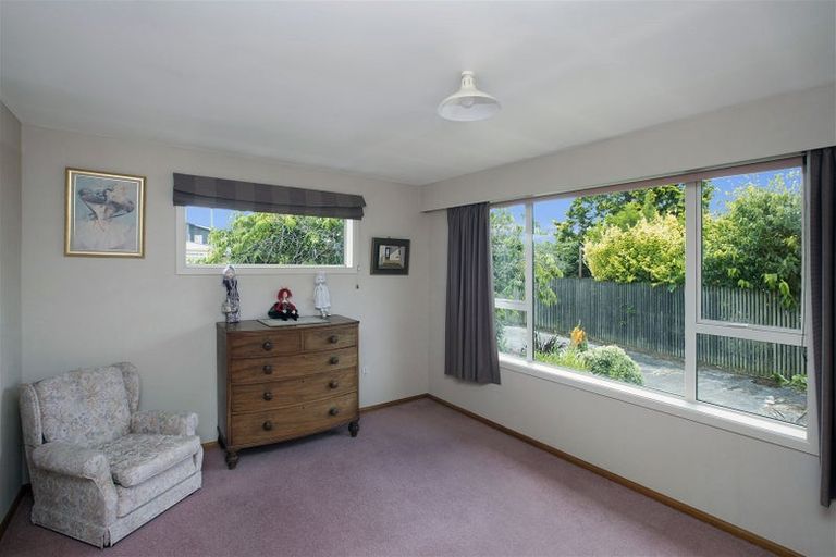 Photo of property in 38 Cutts Road, Russley, Christchurch, 8042