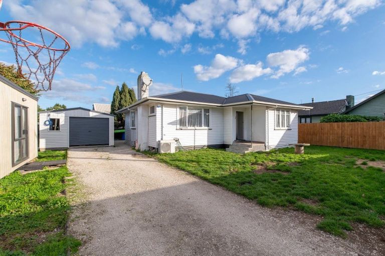 Photo of property in 15 Isobel Street, Fairy Springs, Rotorua, 3015