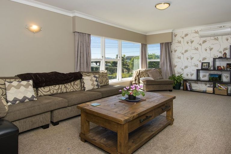 Photo of property in 11 Miranda Street, Parkvale, Tauranga, 3112