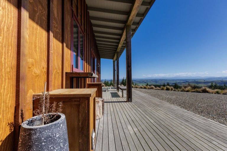 Photo of property in 246 Centrewood Park Road, Waimate, 7977