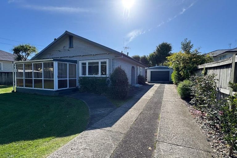 Photo of property in 16 Hinau Street, Maeroa, Hamilton, 3200