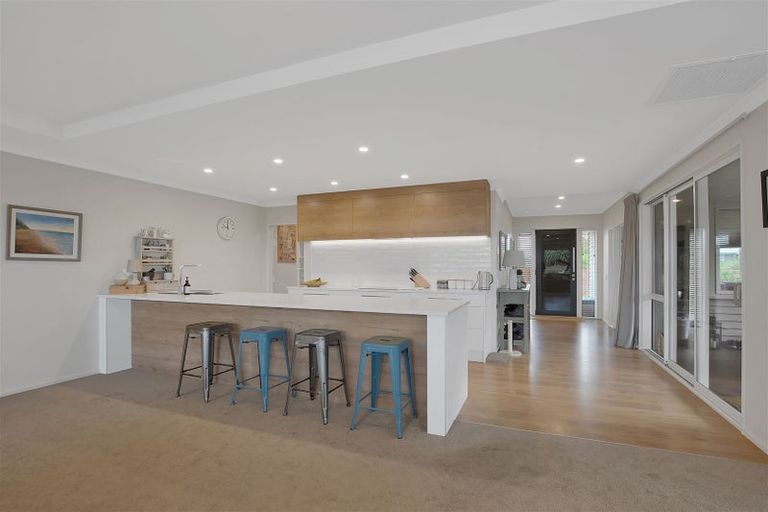 Photo of property in 24 Pegasus Main Street, Pegasus, 7612