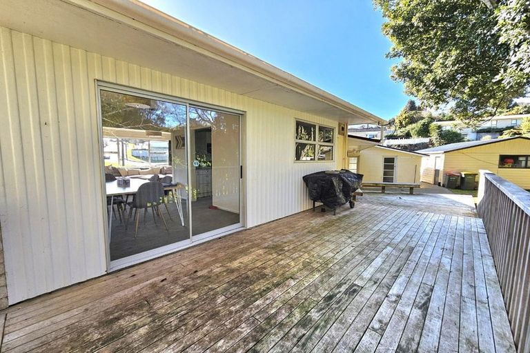 Photo of property in 235 Heta Road, Merrilands, New Plymouth, 4312