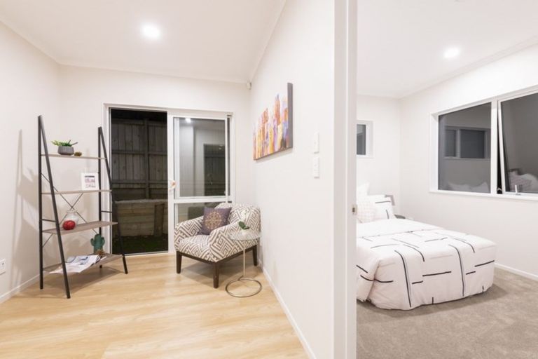Photo of property in 30 Carrickdawson Drive, Flat Bush, Auckland, 2019