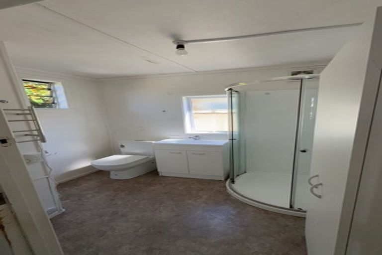 Photo of property in 12 Centreway Road, Orewa, 0931