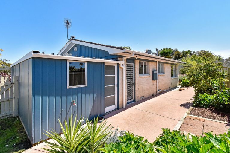 Photo of property in 1/576a Weymouth Road, Weymouth, Auckland, 2103