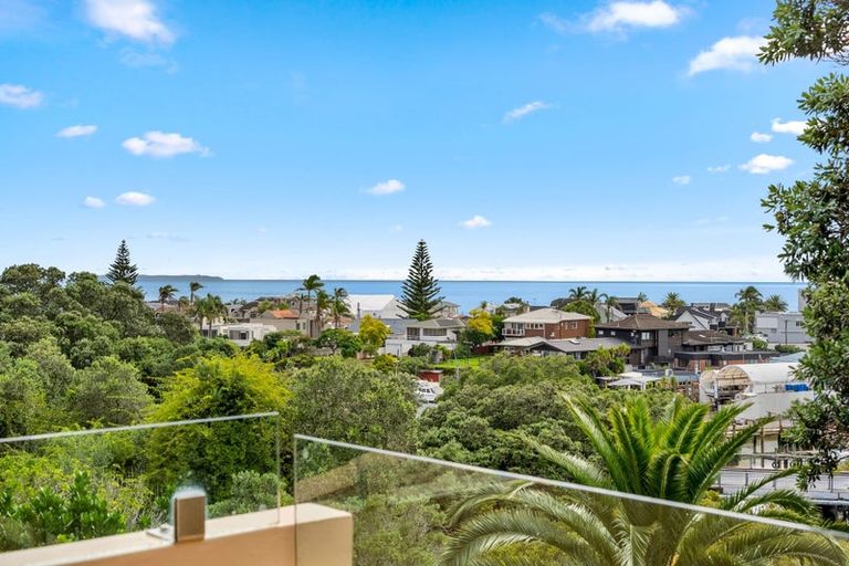 Photo of property in 3/13 Prospect Terrace, Milford, Auckland, 0620