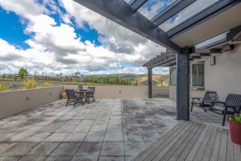 Photo of property in 307 Ngahere Park Road, Turitea, Palmerston North, 4472