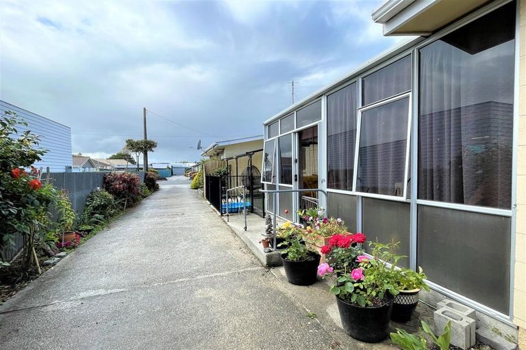 Photo of property in 8b Argyle Street, Balclutha, 9230