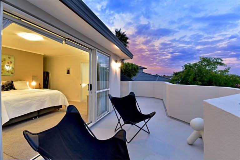 Photo of property in 10 San Lorenzo Rise, Henderson, Auckland, 0612