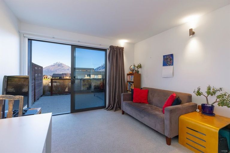 Photo of property in 5 Hackett Road, Jacks Point, Queenstown, 9371