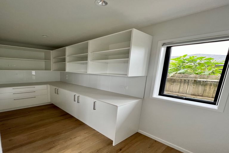 Photo of property in 114b Victoria Street West, Pukekohe, 2120