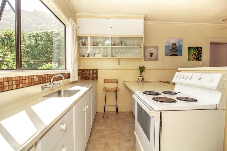 Photo of property in 128 Torea Street, Granity, 7823