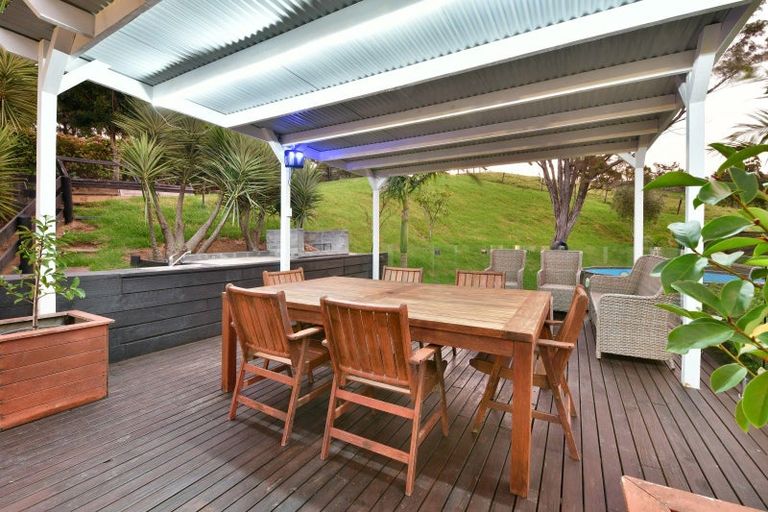 Photo of property in 173 Pinchgut Road, Kaukapakapa, 0873