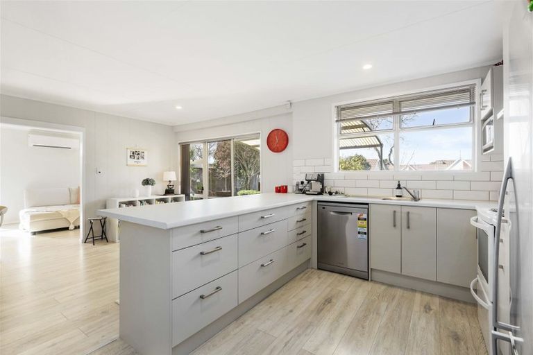 Photo of property in 27a Rotokauri Road, Nawton, Hamilton, 3200