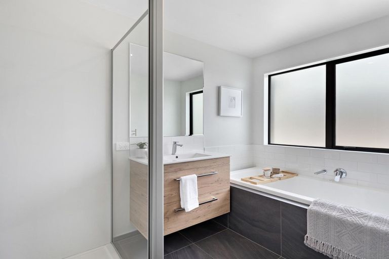 Photo of property in 4 Peasmoor Road, Lower Shotover, Queenstown, 9304