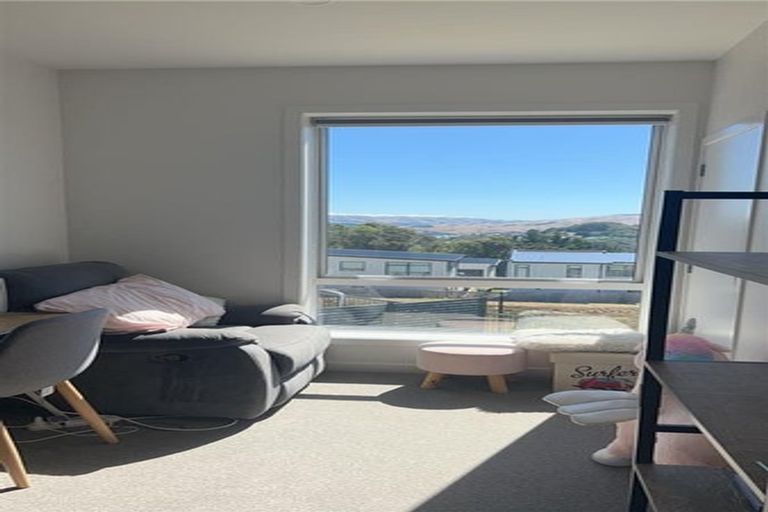 Photo of property in 6/30 Adventure Drive, Whitby, Porirua, 5024
